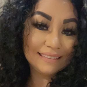 Meet your Posher, Bella